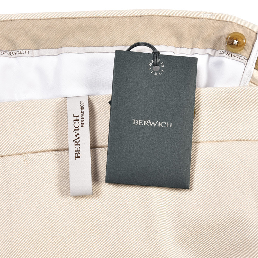 BERWICH “YRETRO LONG” ストレッチコットン ノータックチノパンツ