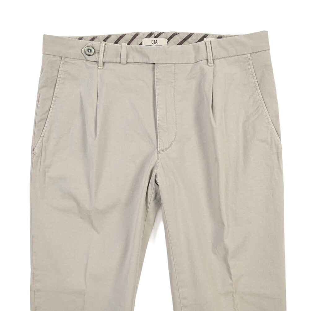GTA “BYRON” SLIM FIT ストレッチコットン ワンタックパンツ / SLIM FIT