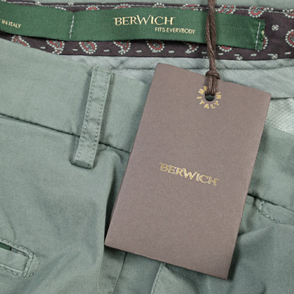 BERWICH “YRETRO-GD” ストレッチコットン ノータックチノパンツ