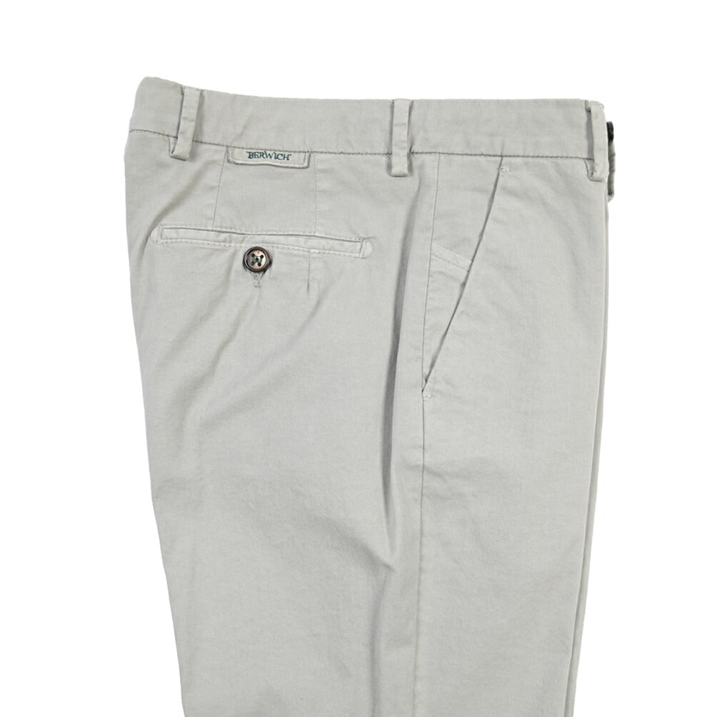 SUMMER SALE｜BERWICH “MORELLO-GD” ストレッチコットン ノータックチノパンツ