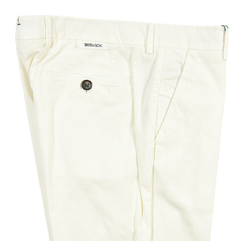 BERWICH “MORELLO-GD” ストレッチコットン ノータックチノパンツ