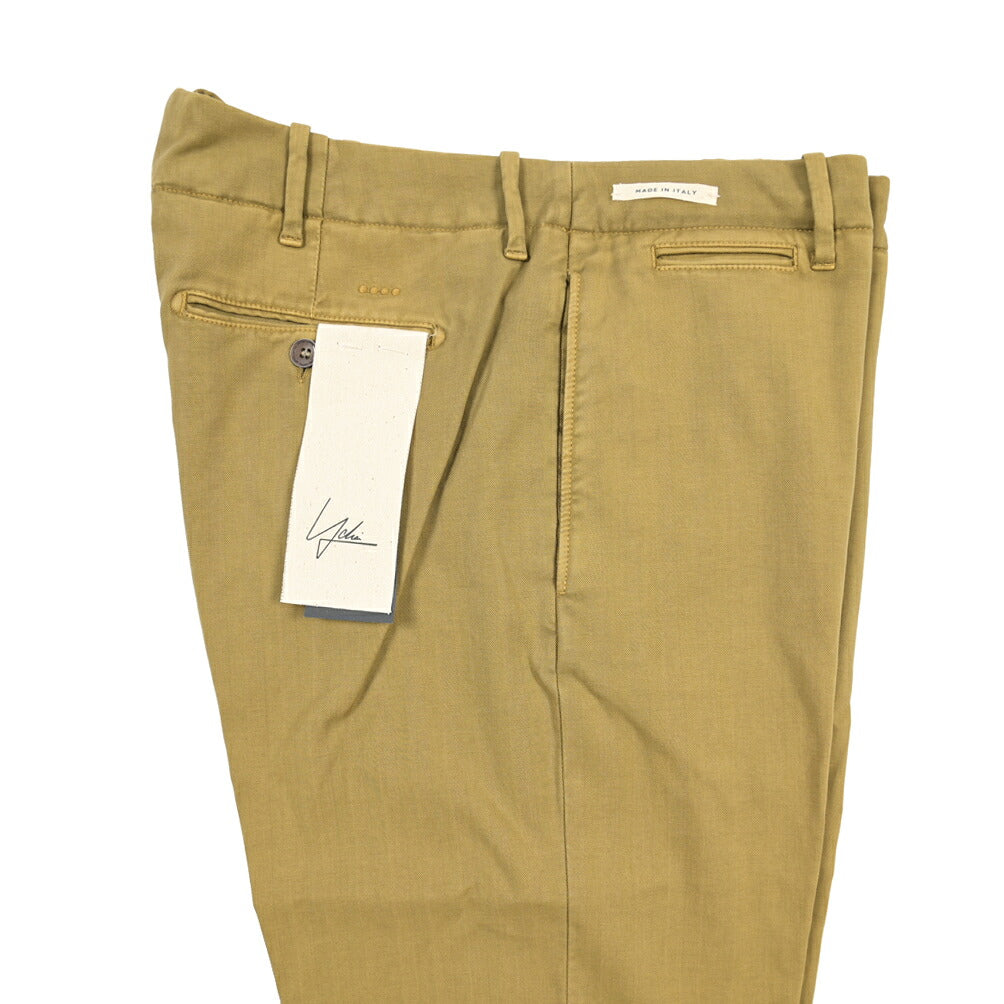 YCHAI “ROBUSTO” ストレッチコットン ノータックチノパンツ / TAPERED FIT