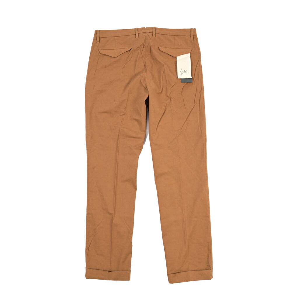 YCHAI “ROBUSTO” ストレッチコットン ツータックチノパンツ / TAPERED FIT
