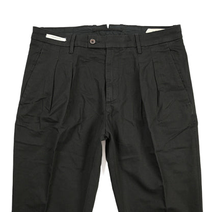 YCHAI “ROBUSTO” リネン混コットン ツータックパンツ / TAPERED FIT
