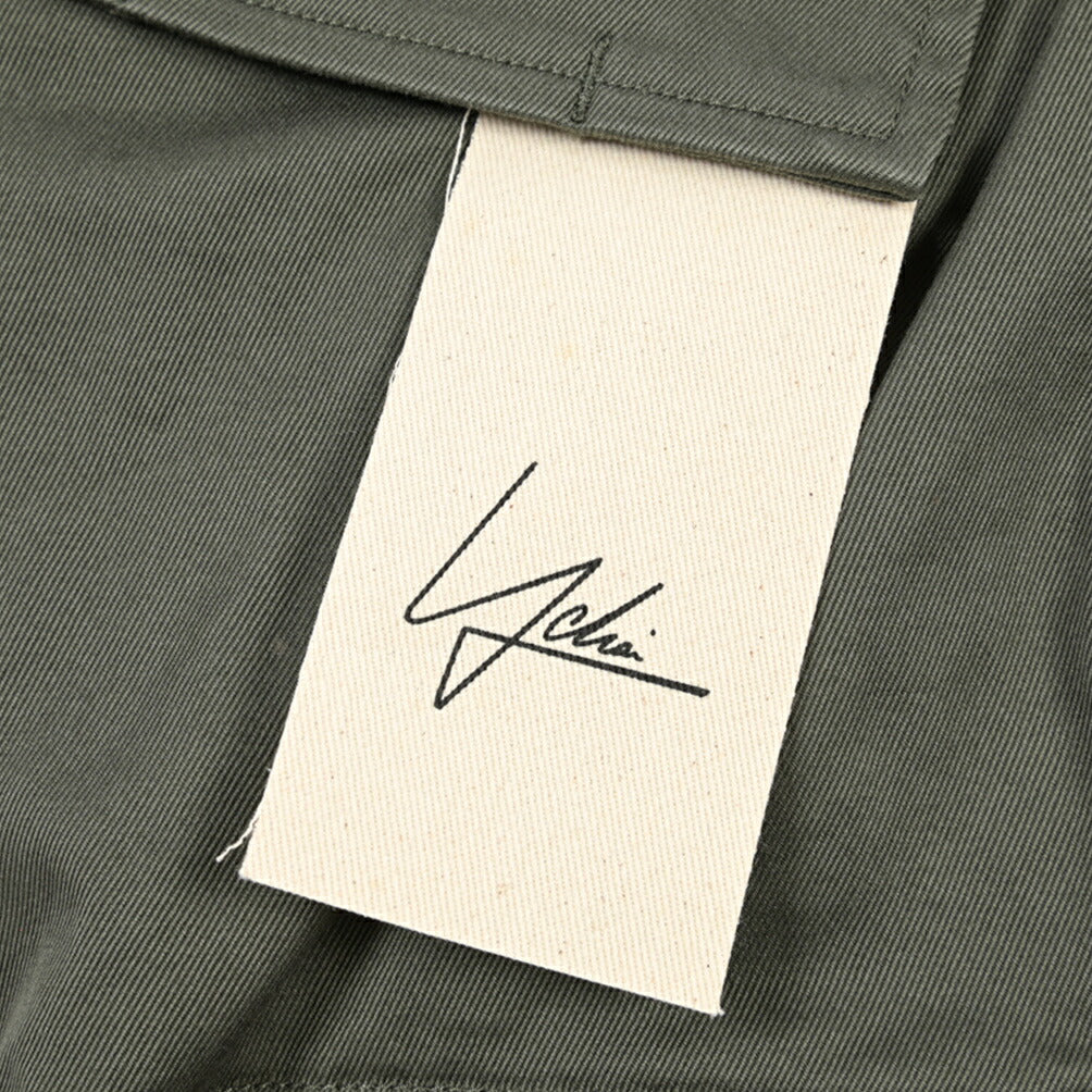 YCHAI “ROBUSTO” ストレッチコットン ノータックカーゴパンツ / TAPERED FIT