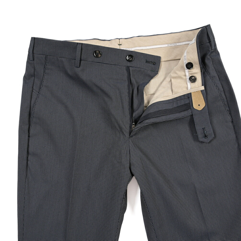 SUMMER SALE｜26SS BERWICH “MORELLO” ナイロン混コットン ノータックチノパンツ