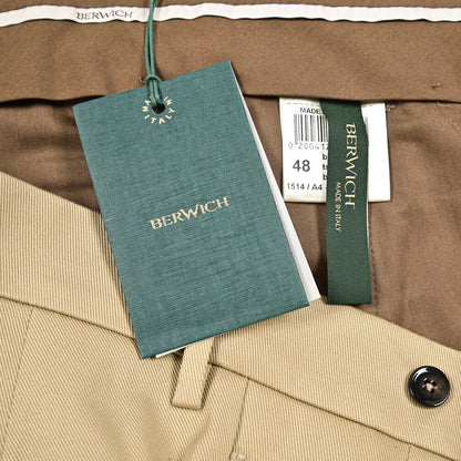BERWICH “BARBER” ストレッチコットン ツータックパンツ ベージュ(beige) 44 | GUARDAROBA MILANO OFFICIAL STORE