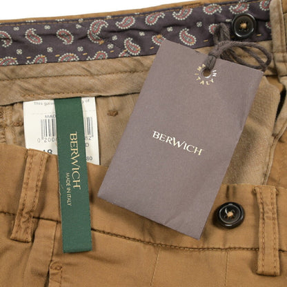 BERWICH “BARBER-GD” ストレッチコットン ツータックチノパンツ ブラウン(tabacco280) 46 | GUARDAROBA MILANO OFFICIAL STORE