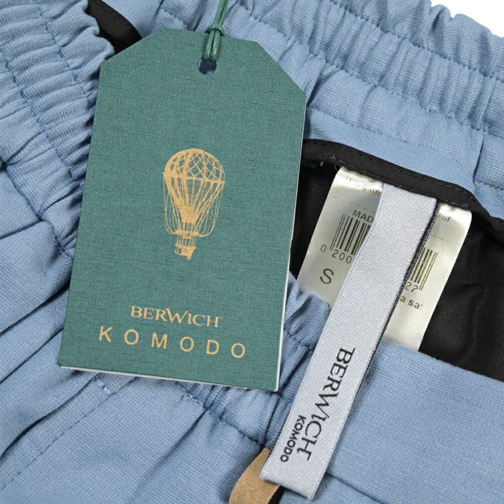 BERWICH “BERMUDA SAFARI” ストレッチナイロン ジャージーショーツ ブルー(azure) S | GUARDAROBA MILANO OFFICIAL STORE