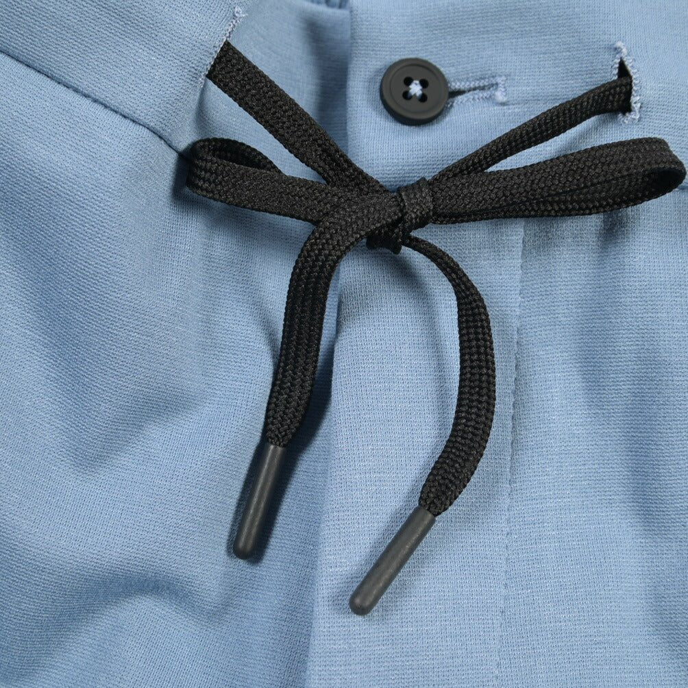 BERWICH “BERMUDA SAFARI” ストレッチナイロン ジャージーショーツ ブルー(azure) S | GUARDAROBA MILANO OFFICIAL STORE