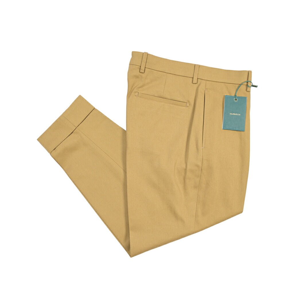 BERWICH “CHIAIA” コットン100% ワンタックチノパンツ ライトブラウン(desert) 48 | GUARDAROBA MILANO OFFICIAL STORE