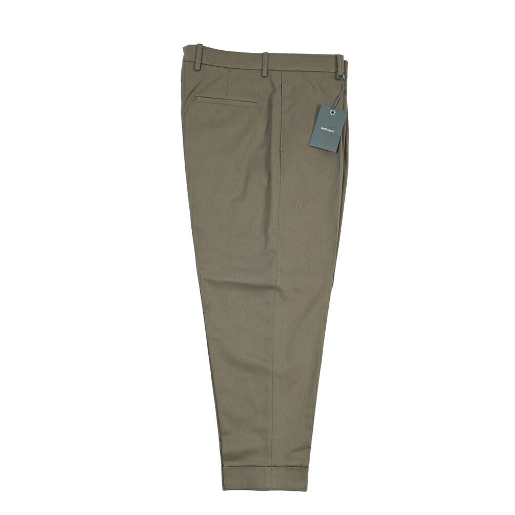 BERWICH “CHIAIA” コットン100% ワンタックパンツ カーキグリーン(army) 48 | GUARDAROBA MILANO OFFICIAL STORE