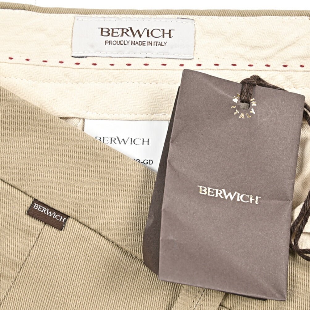 BERWICH “CHIAIA FF” ストレッチコットンチノ ノータックパンツ ベージュ(sand) 48 | GUARDAROBA MILANO OFFICIAL STORE