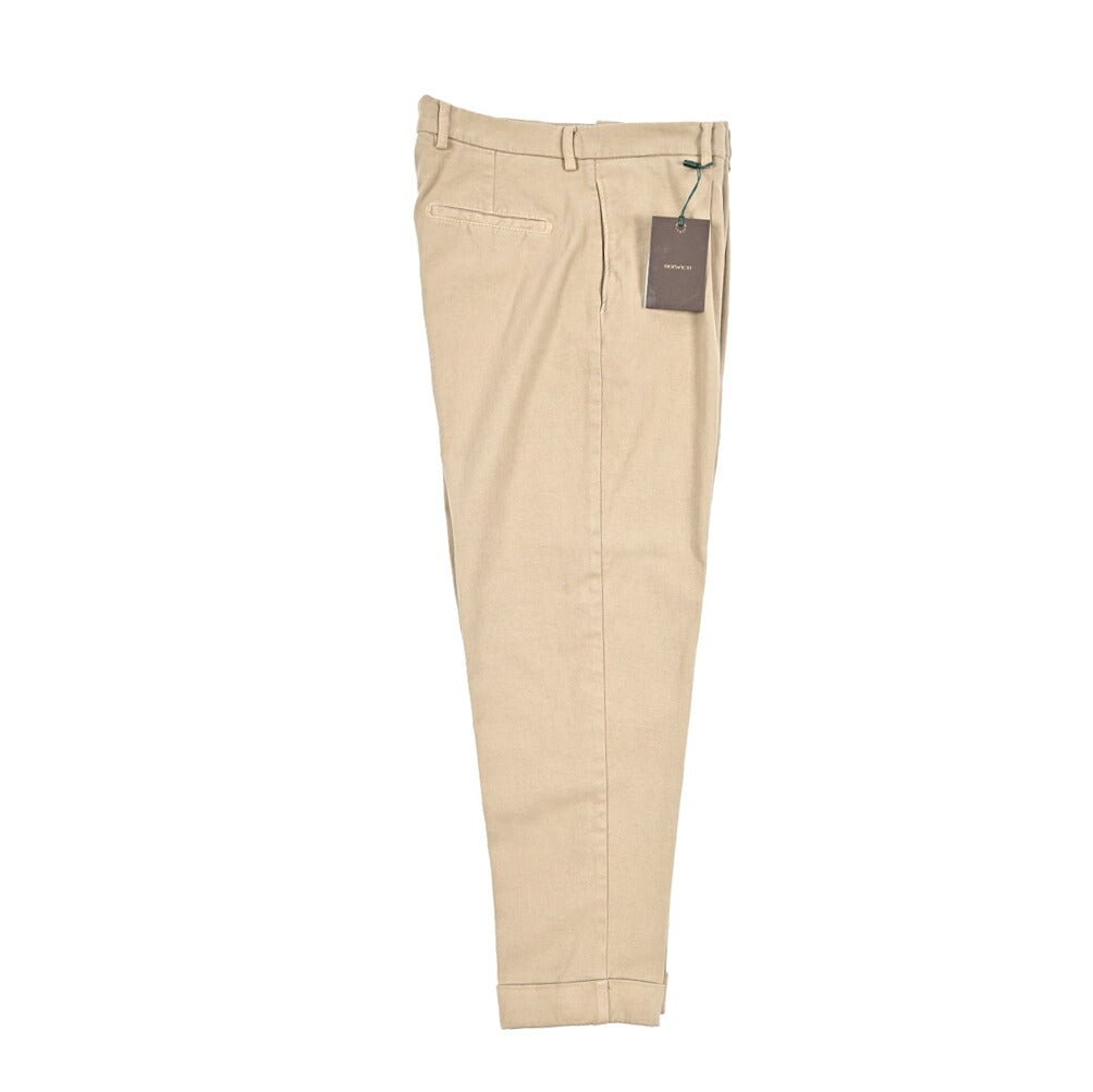 BERWICH “CHIAIA - GD” ストレッチコットンチノ ワンタックパンツ ベージュ(beige208) 48 | GUARDAROBA MILANO OFFICIAL STORE