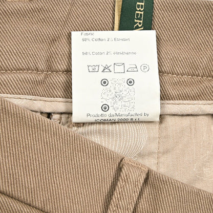 BERWICH “CHIAIA - GD” ストレッチコットンチノ ワンタックパンツ ブラウン(noce724) 46 | GUARDAROBA MILANO OFFICIAL STORE