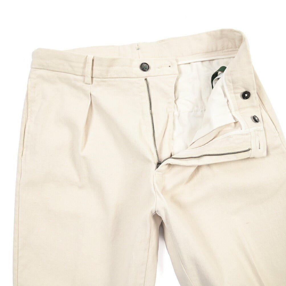 BERWICH “CHIAIA-GD” ストレッチコットン ワンタックパンツ オフホワイト(latte802) 48 | GUARDAROBA MILANO OFFICIAL STORE