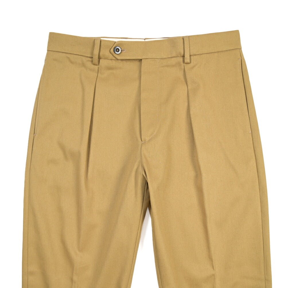 BERWICH “CHIAIA LONG” コットン100% ワンタックチノパンツ ライトブラウン(desert) 48 | GUARDAROBA MILANO OFFICIAL STORE