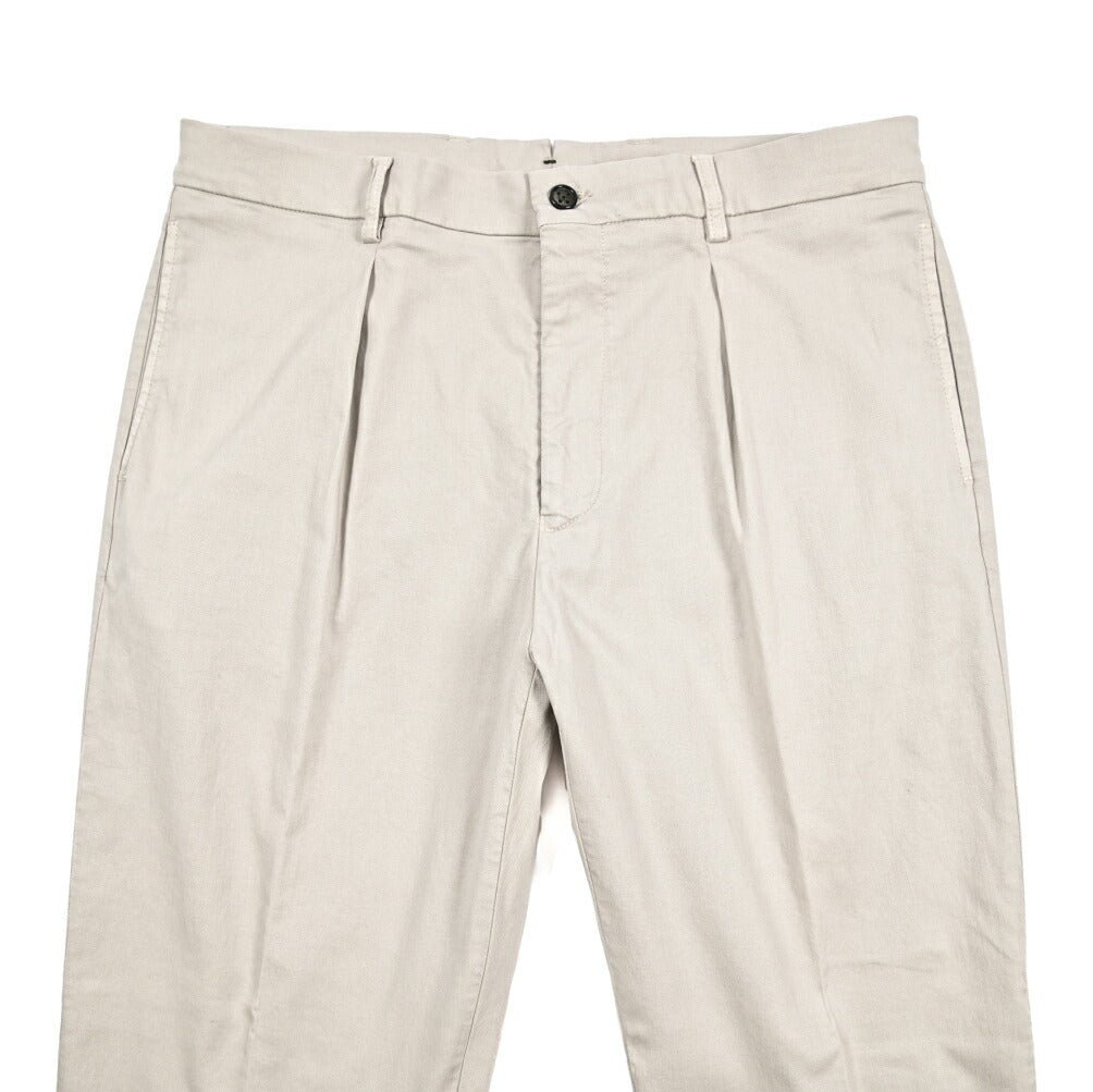 BERWICH “CHIAIA LONG - GD” ストレッチコットンチノ ワンタックパンツ グレージュ(pomice008) 50 | GUARDAROBA MILANO OFFICIAL STORE