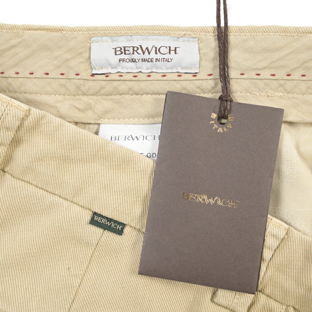 BERWICH “CHIAIAFF - GD” コットン100% ノータックチノパンツ ベージュ(old722) 48 | GUARDAROBA MILANO OFFICIAL STORE