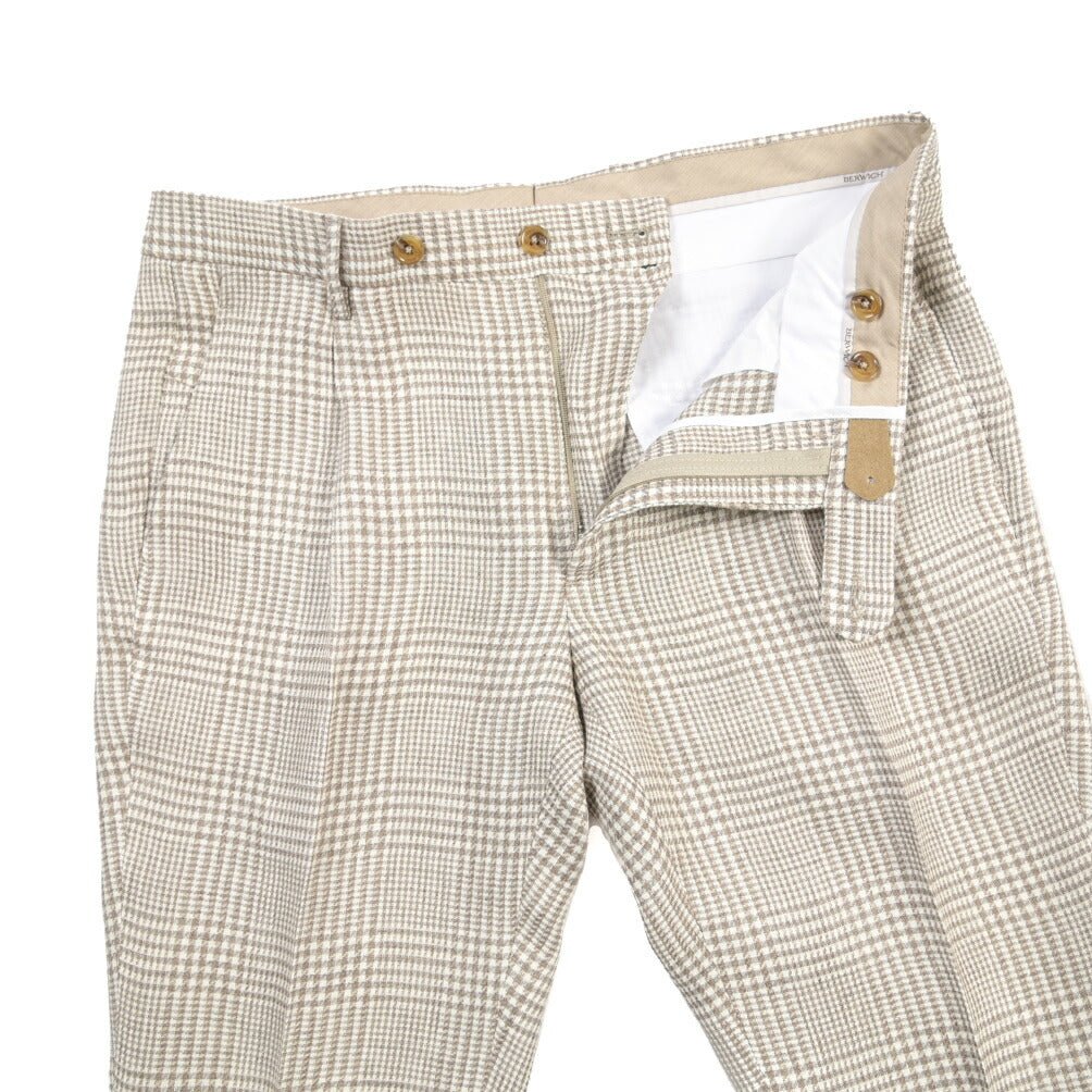BERWICH “MORELLO 1P” リネン100% ワンタックスラックス ベージュ(desert) 46 | GUARDAROBA MILANO OFFICIAL STORE