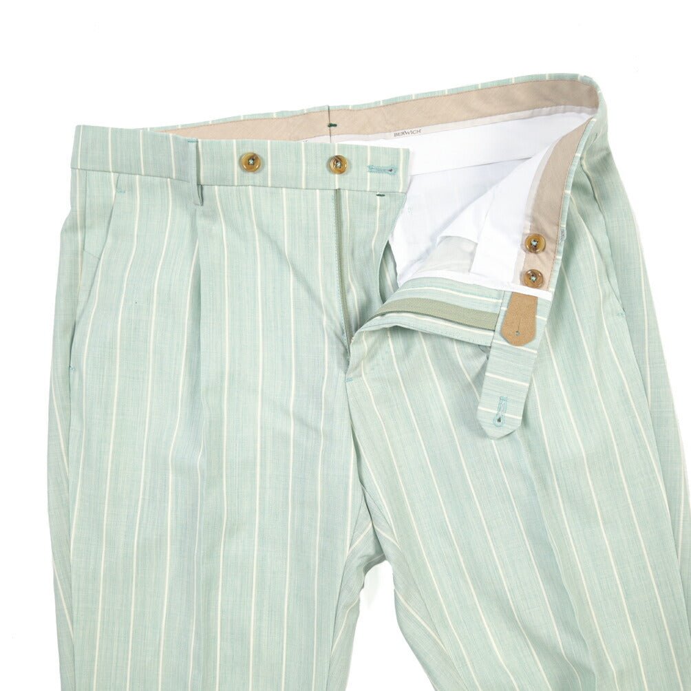 BERWICH “MORELLO 1P” ヴァージンウール100% ワンタックスラックス ライトグリーン(lt green) 46 | GUARDAROBA MILANO OFFICIAL STORE