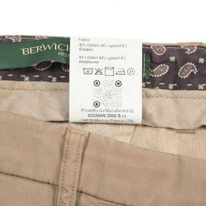 BERWICH “MORELLO 1P-GD” リヨセル混コットン ワンタックチノパンツ グレージュ(noce724) 48 | GUARDAROBA MILANO OFFICIAL STORE