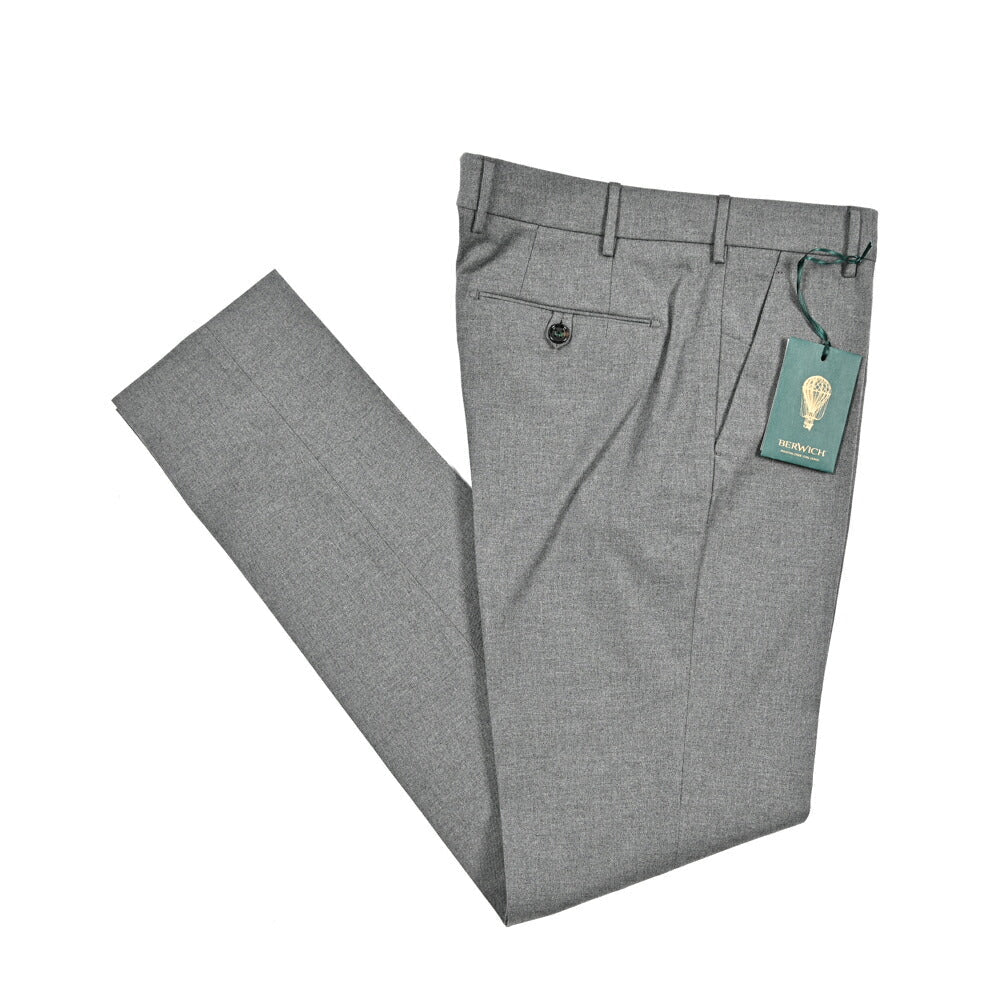 BERWICH “MORELLO” ストレッチコットン ノータックパンツ グレー(grey) 46 | GUARDAROBA MILANO OFFICIAL STORE