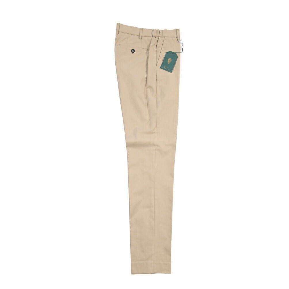 BERWICH “MORELLO ELAX” ストレッチコットン ノータックチノパンツ ベージュ(sand) 46 | GUARDAROBA MILANO OFFICIAL STORE