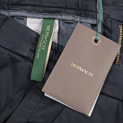 BERWICH “MORELLO ELAX-GD” ストレッチコットン ノータックチノパンツ ネイビー(navy665) 46 | GUARDAROBA MILANO OFFICIAL STORE