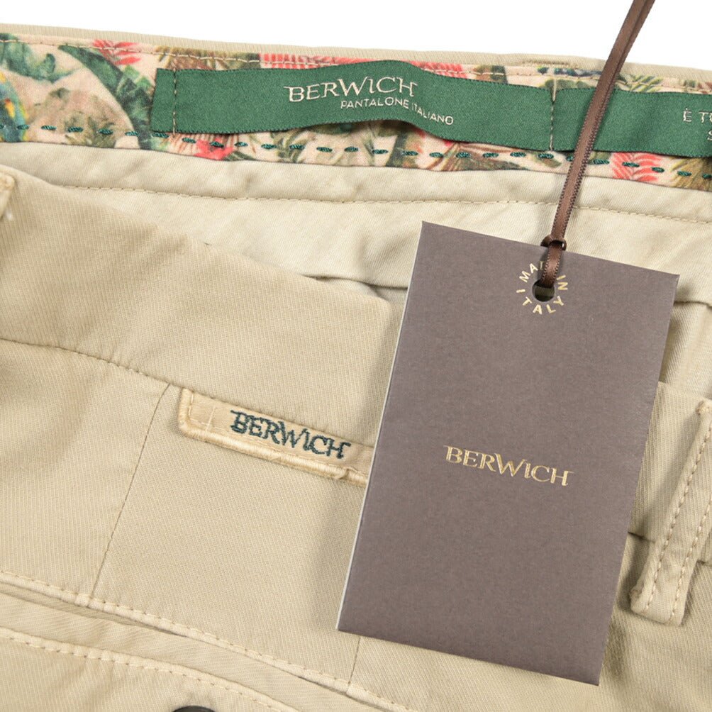 BERWICH “MORELLO - GD” ビスコース混コットン ノータックチノパンツ ベージュ(beige208) 52 | GUARDAROBA MILANO OFFICIAL STORE