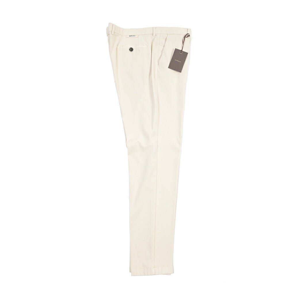 BERWICH “MORELLO-GD” ビスコース混コットン ノータックチノパンツ オフホワイト(latte802) 46 | GUARDAROBA MILANO OFFICIAL STORE
