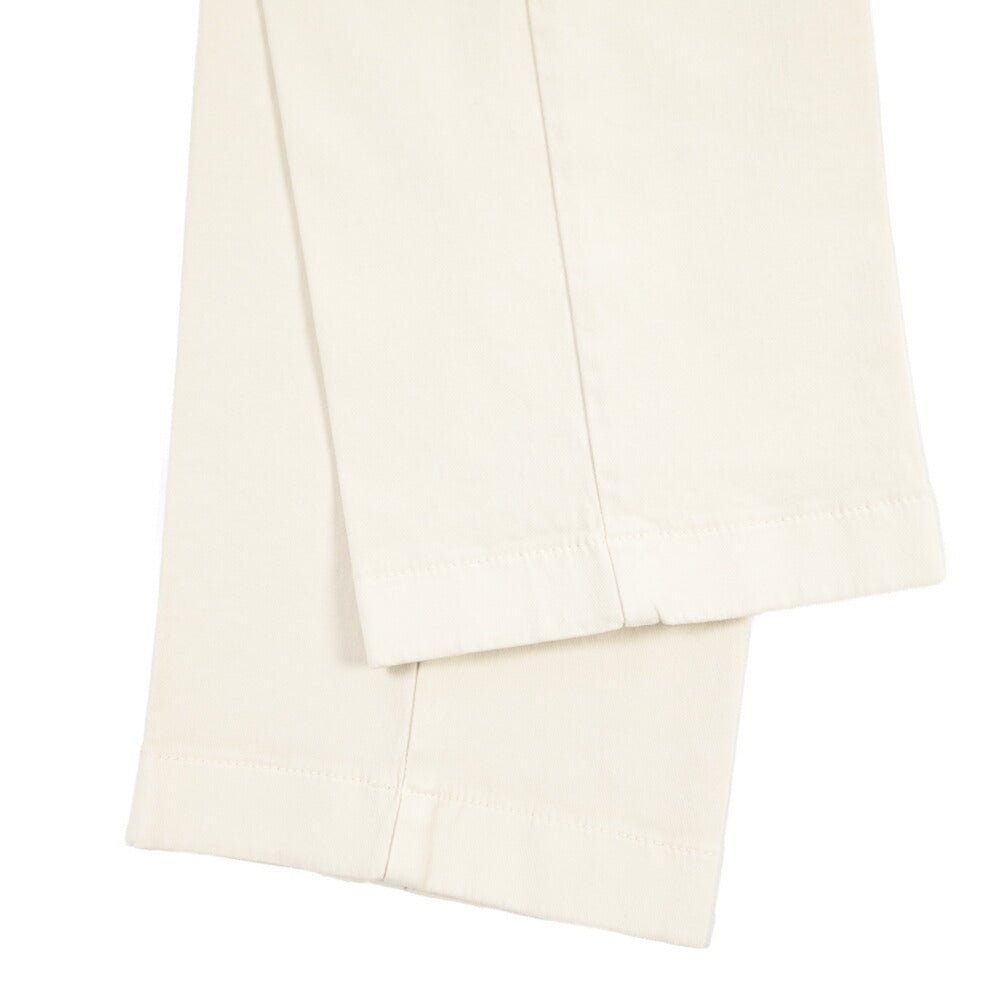BERWICH “MORELLO-GD” ビスコース混コットン ノータックチノパンツ オフホワイト(latte802) 46 | GUARDAROBA MILANO OFFICIAL STORE