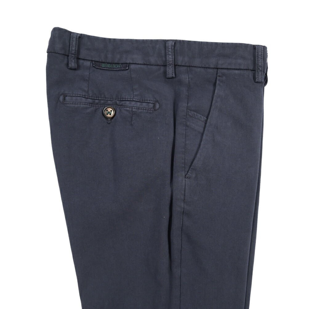 BERWICH “MORELLO-GD” ビスコース混コットン ノータックチノパンツ ネイビー(navy665) 44 | GUARDAROBA MILANO OFFICIAL STORE