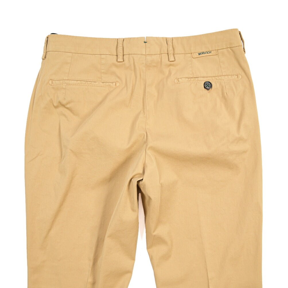 BERWICH “MORELLO-GD” ストレッチコットン ノータックチノパンツ ベージュ(deserto265) 44 | GUARDAROBA MILANO OFFICIAL STORE