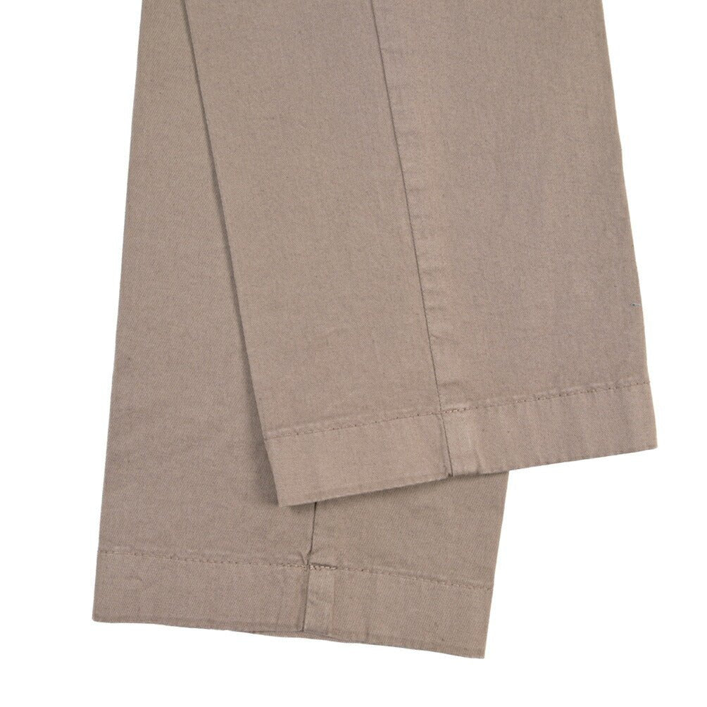 BERWICH “MORELLO-GD” ストレッチコットン ノータックチノパンツ ブラウン(mandorlo462) 46 | GUARDAROBA MILANO OFFICIAL STORE