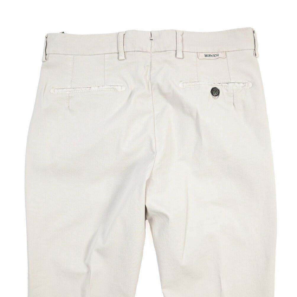 BERWICH “MORELLO-GD” リヨセル混コットン ノータックパンツ ライトグレー(pomice008) 46 | GUARDAROBA MILANO OFFICIAL STORE
