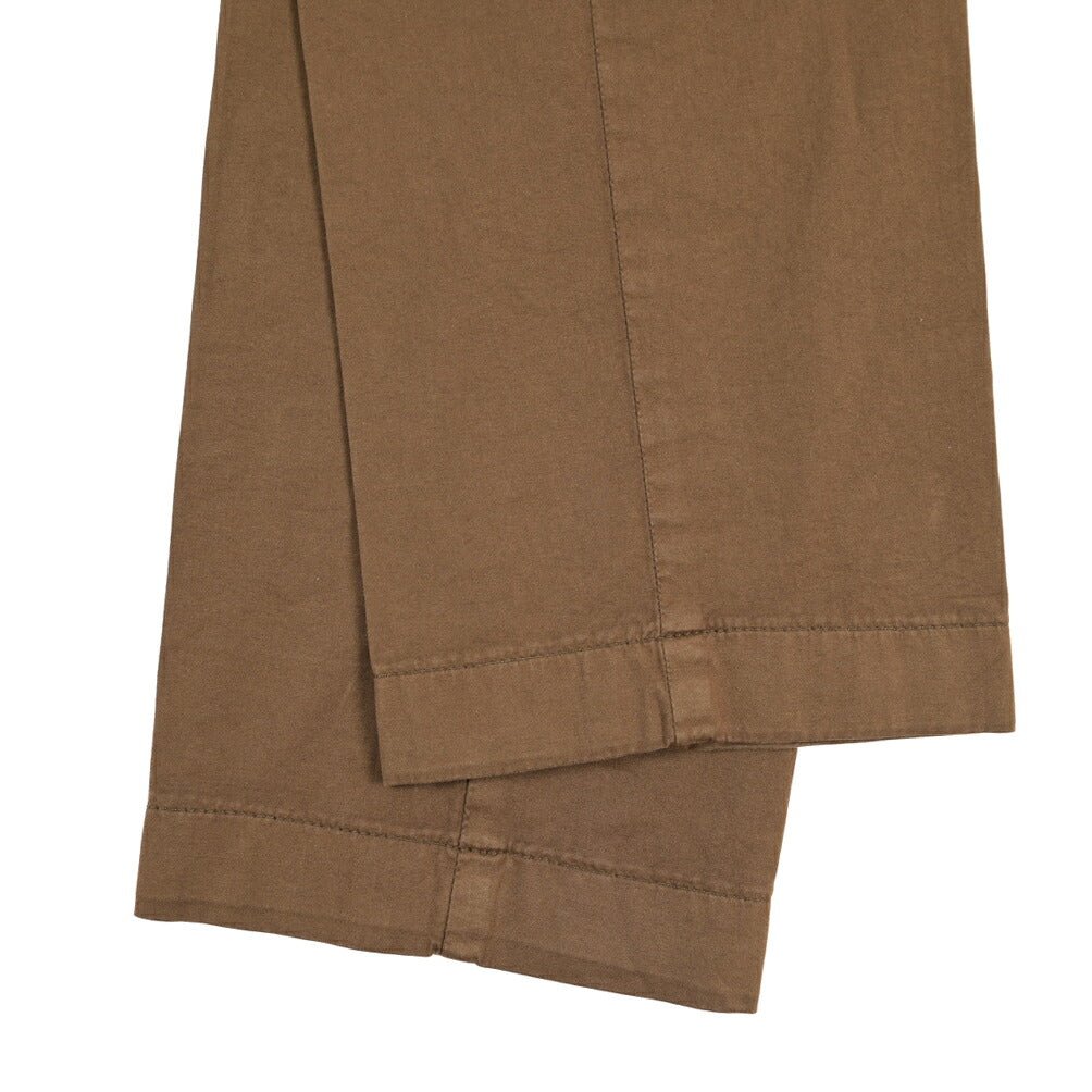 BERWICH “MORELLO-GD” シルク混コットン ノータックチノパンツ ブラウン(moro774) 48 | GUARDAROBA MILANO OFFICIAL STORE