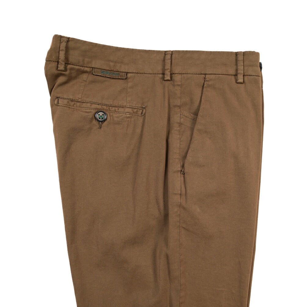 BERWICH “MORELLO-GD” シルク混コットン ノータックチノパンツ ブラウン(moro774) 48 | GUARDAROBA MILANO OFFICIAL STORE