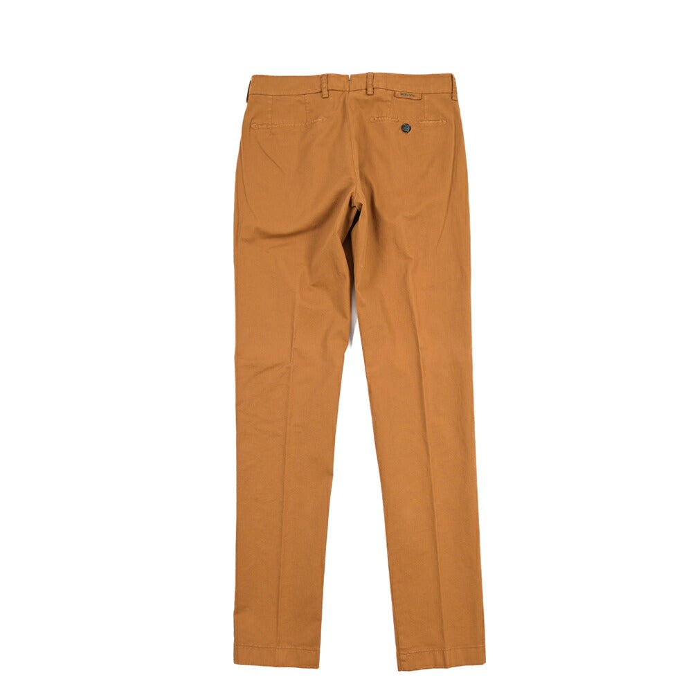 BERWICH “MORELLO-GD” ストレッチコットン ノータックチノパンツ ブラウン(biscotto887) 46 | GUARDAROBA MILANO OFFICIAL STORE