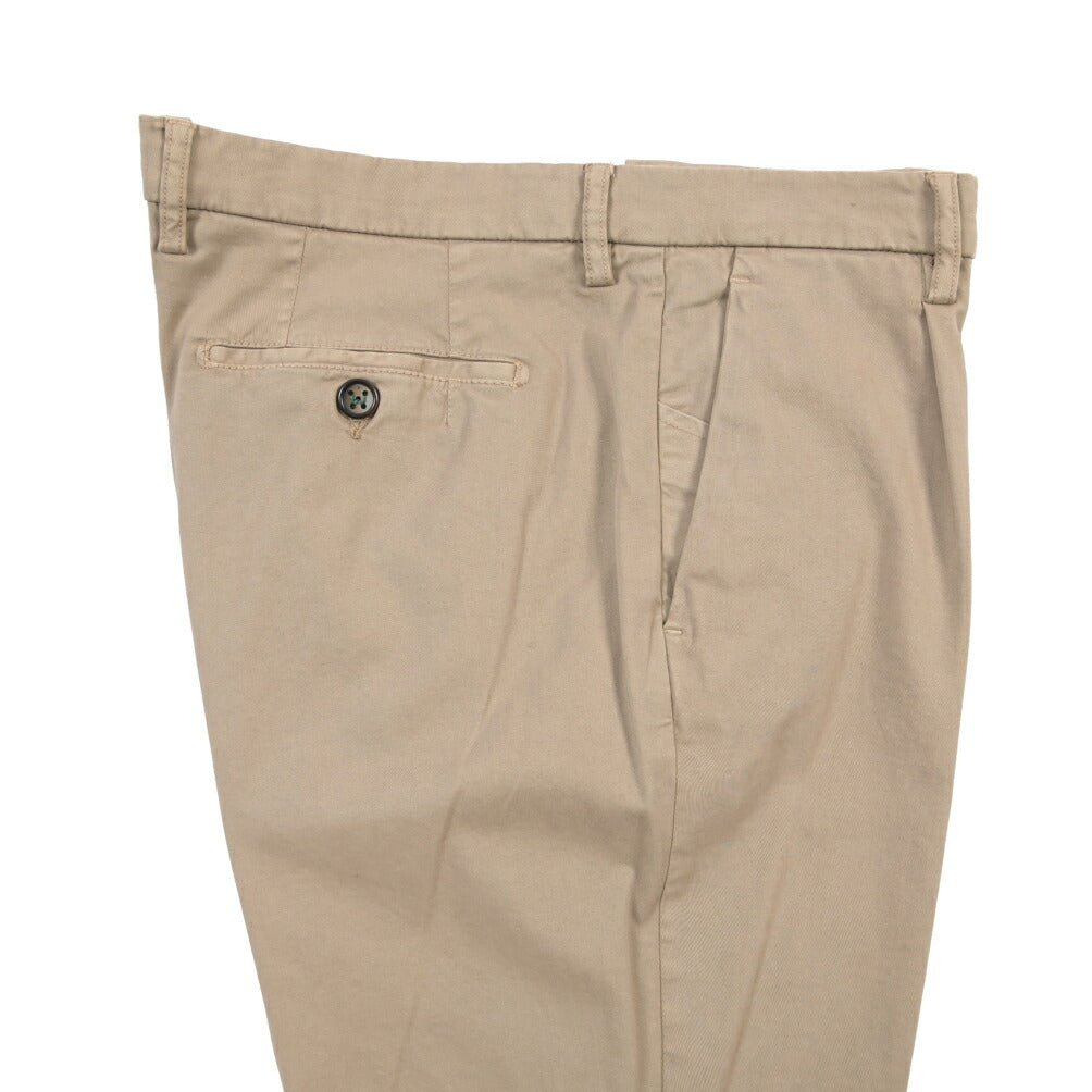 BERWICH “MORELLO1P-GD” リヨセル混コットン ワンタックチノパンツ グレージュ(noce724) 50 | GUARDAROBA MILANO OFFICIAL STORE
