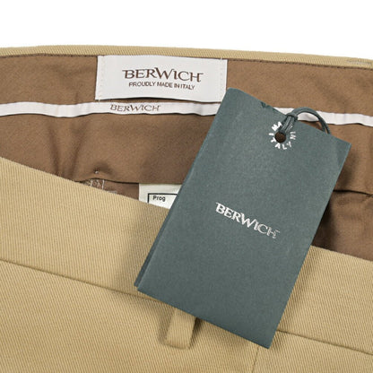BERWICH “NEGRONI” ストレッチコットン ツータックパンツ ベージュ(beige) 48 | GUARDAROBA MILANO OFFICIAL STORE
