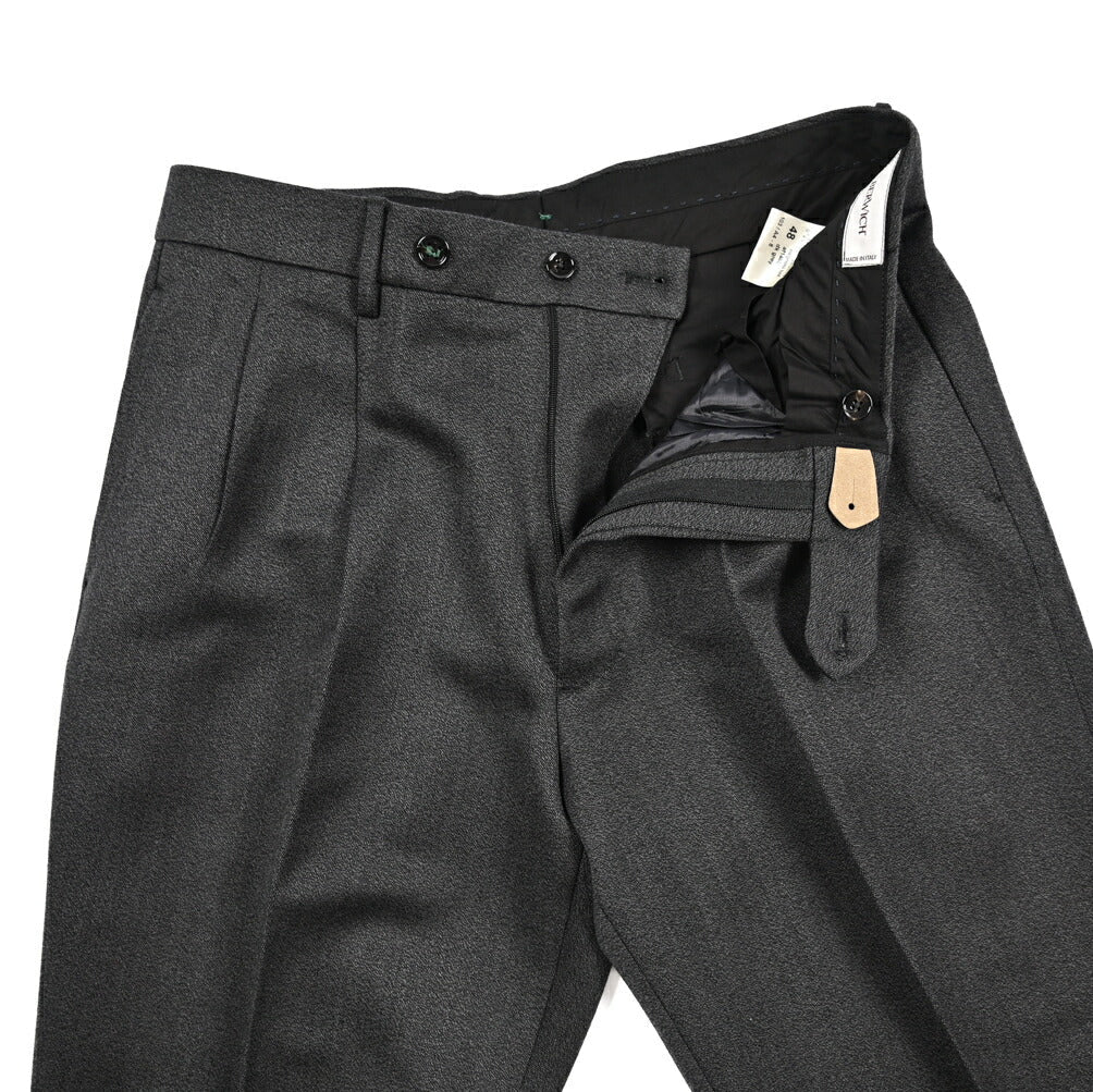 BERWICH “NEGRONI LUX” ウール100% ツータックスラックス グレー(dk grey) 46 | GUARDAROBA MILANO OFFICIAL STORE