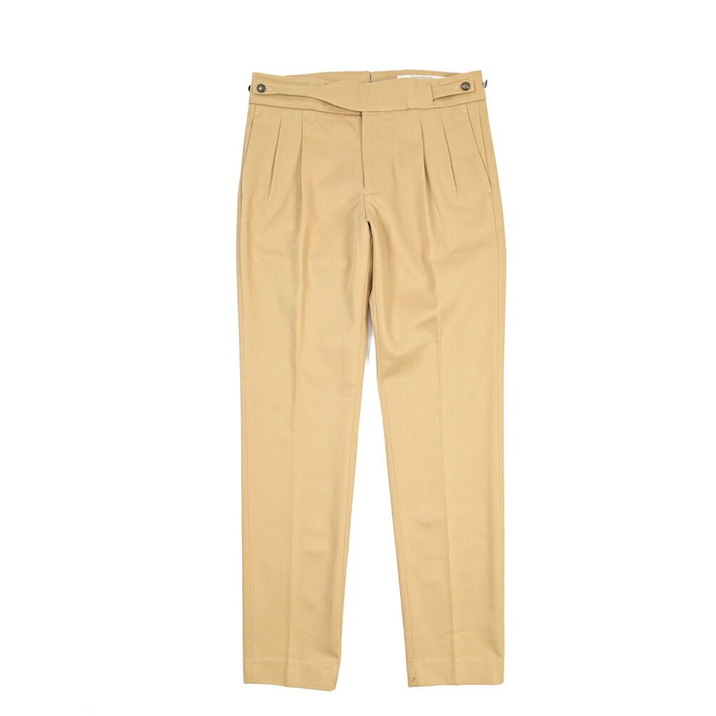 BERWICH “RAFFI GURKHA” コットン100% ツータックベルトレススラックス ベージュ(sand) 46 | GUARDAROBA MILANO OFFICIAL STORE