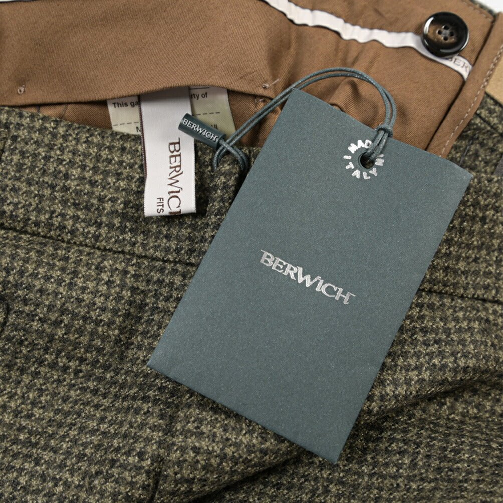 BERWICH “RETRO” ヴァージンウール100% ワンタックスラックス グリーン(green) 48 | GUARDAROBA MILANO OFFICIAL STORE