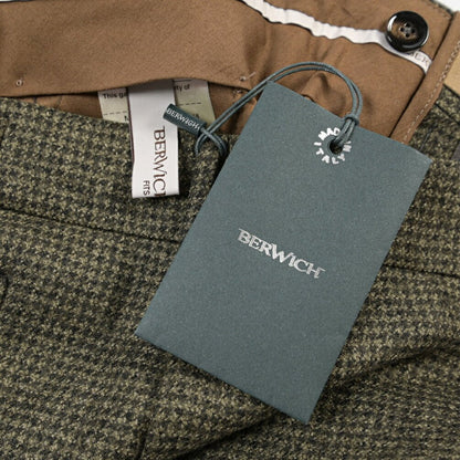 BERWICH “RETRO” ヴァージンウール100% ワンタックスラックス グリーン(green) 48 | GUARDAROBA MILANO OFFICIAL STORE