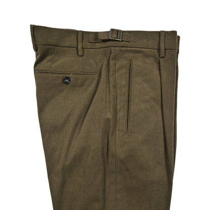 BERWICH “RETRO” ストレッチコットン ワンタックパンツ カーキグリーン(army) 44 | GUARDAROBA MILANO OFFICIAL STORE