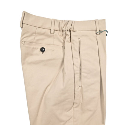 BERWICH “RETRO ELAX” ストレッチコットン ワンタックチノパンツ ベージュ(sand) 46 | GUARDAROBA MILANO OFFICIAL STORE