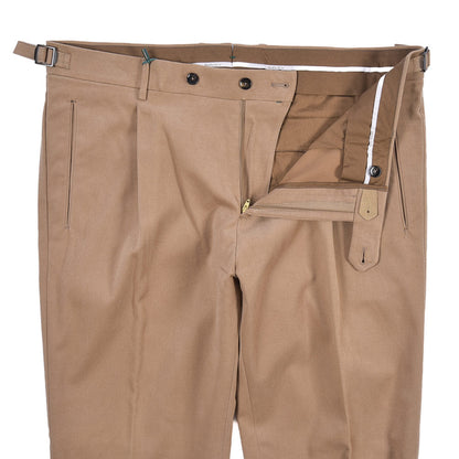 BERWICH “RETRO LONG” ストレッチコットン ワンタックパンツ ブラウン(brown beige) 54 | GUARDAROBA MILANO OFFICIAL STORE