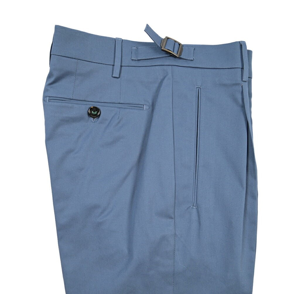 BERWICH “RETRO LONG” ストレッチコットン ワンタックパンツ ブルー(azure) 46 | GUARDAROBA MILANO OFFICIAL STORE