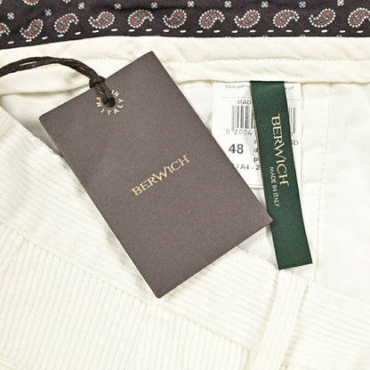 BERWICH “RETRO LONG - GD” ストレッチコットン 中畝コーデュロイワンタックパンツ ホワイト(panna001) 46 | GUARDAROBA MILANO OFFICIAL STORE